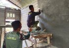 Satgas TMMD Ke-128 Kodim Abdya Pacu Plester Dinding RTLH di Gunung Cut